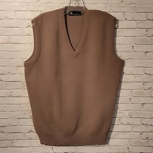 Casablanca, Men's Pure New Wool Khaki Vest, Shrink Resist, Micro Wool, Size 40.